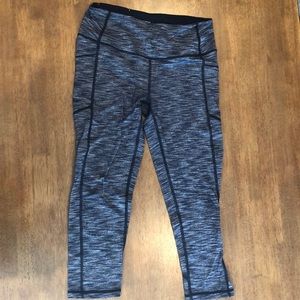 Victoria sport knockout capris